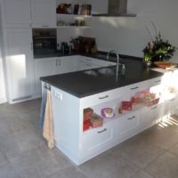 Witte U keuken